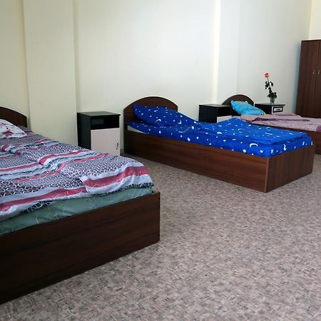 Hostel Raduga Kiev Exteriör bild