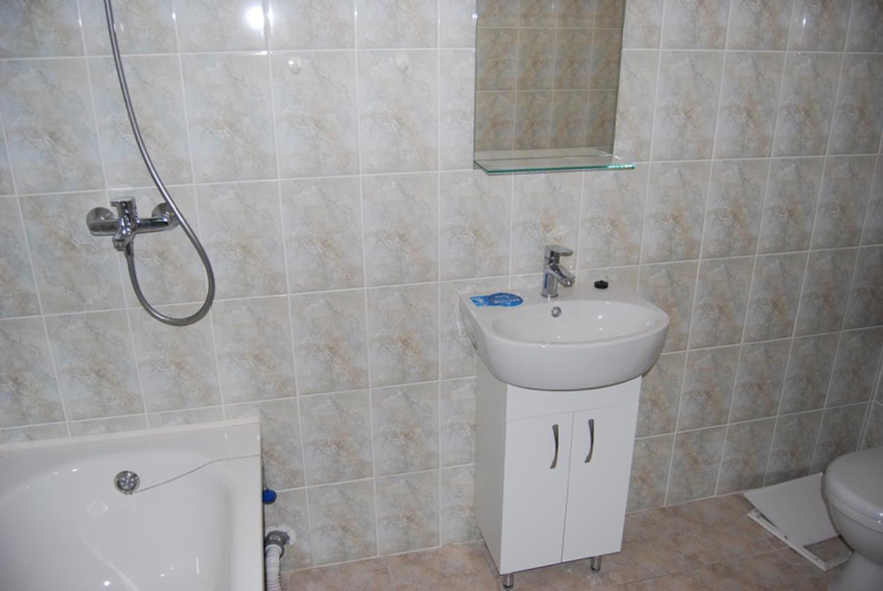 Hostel Raduga Kiev Exteriör bild