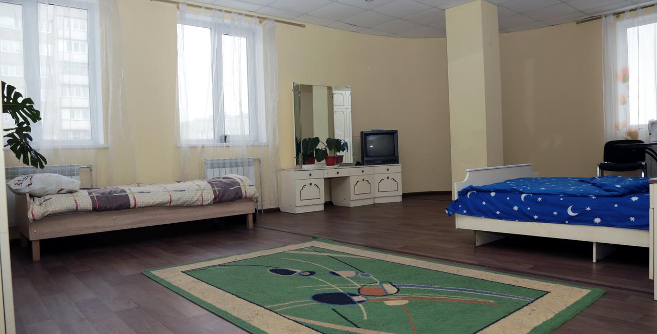 Hostel Raduga Kiev Exteriör bild