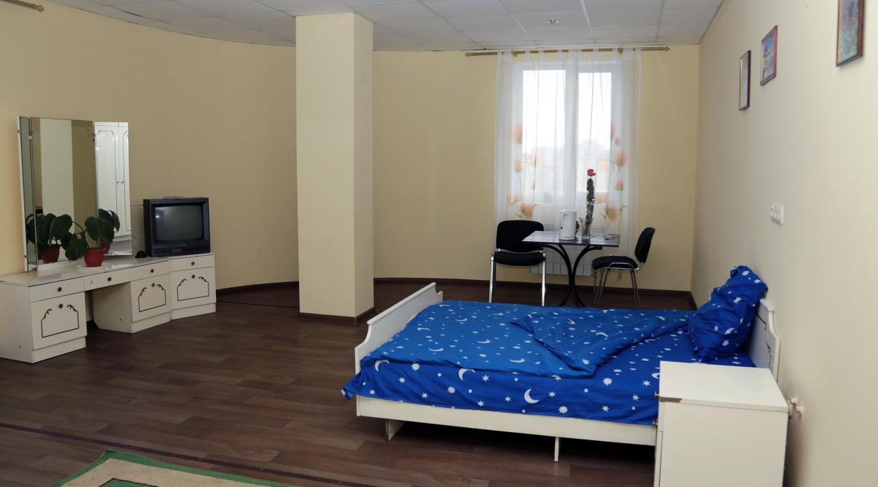 Hostel Raduga Kiev Exteriör bild